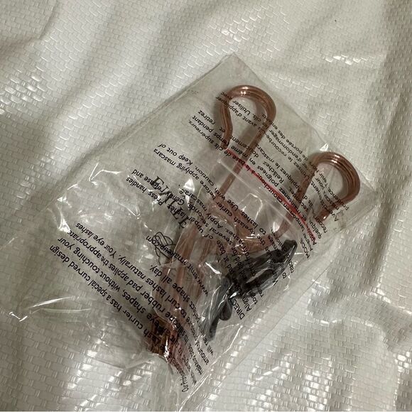 EMITE - PROFESSIONAL EYE LASH CURLER - ROSE GOLD, New in packet - Picture 4 of 5